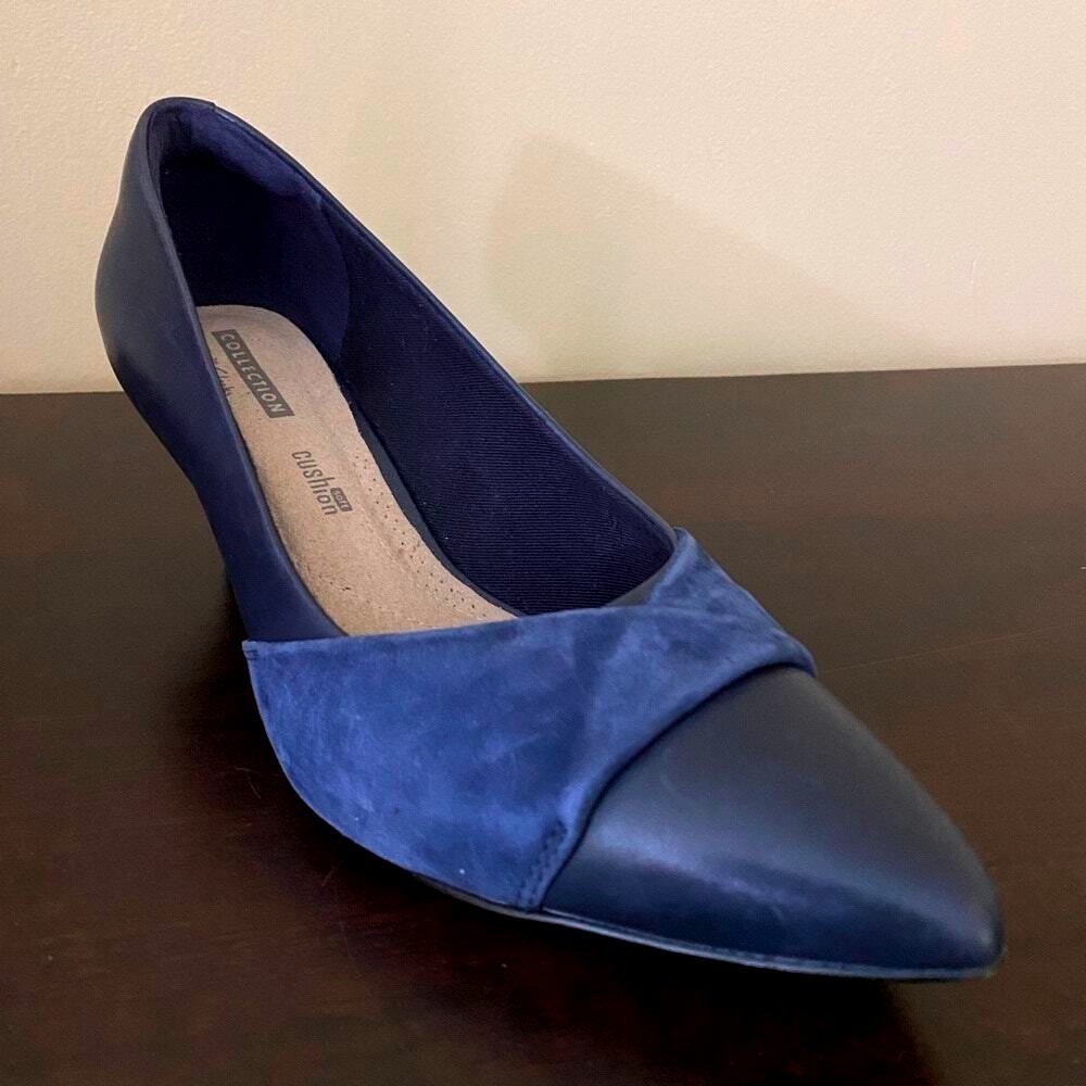 Clarks Collection Cushion Soft Navy Leather Suede Pointed Toe Kitten Heel Pumps